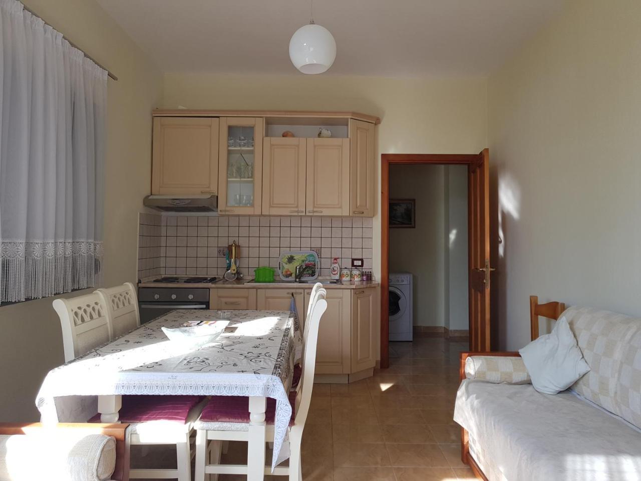 Holiday Family Apartment 골렘 외부 사진